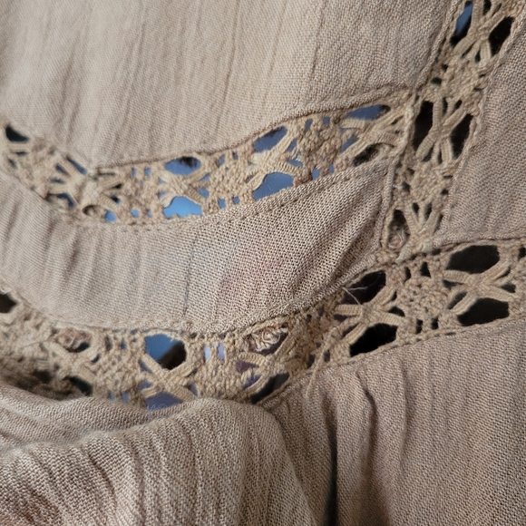 Free People Top Meet Me Halfway Lace Oversized Button Front Size XS Boho - Picture 10 of 10